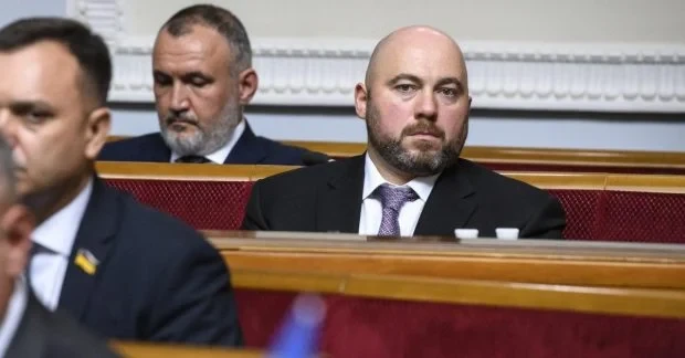 Столару призначили заставу 300 млн грн: він повернувся в Україну і прийшов до суду